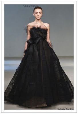 Maxi dress Vera Wang Black size 6 UK in Polyester - 24819682